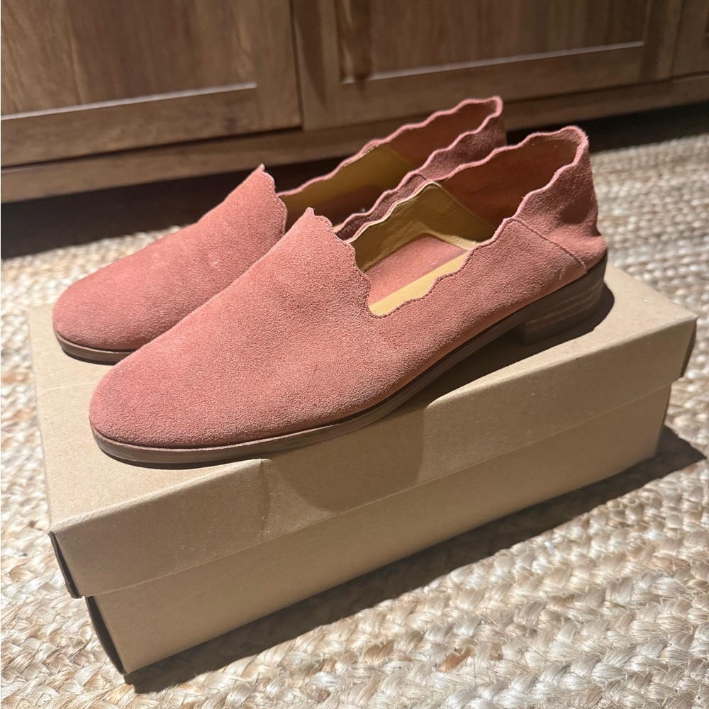 Lucky Brand Chaslie Scalloped Suede Loafers - Dusty Rose
